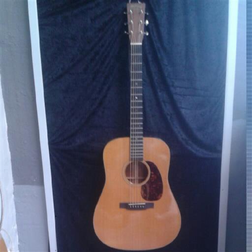 Gitarr Martin D18E Retro